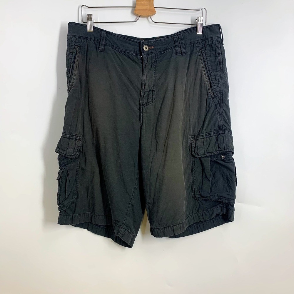 Tommy Bahama Mens Cargo Shorts Dark Gray Island Crafted Size 34 Casual Outdoor
